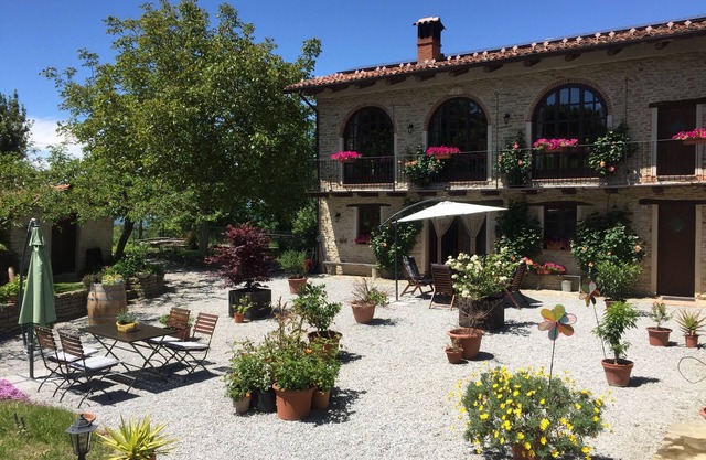 Apartamento de vacaciones en el corazón de la Alta Langa, descanso, relajación y disfrute.
