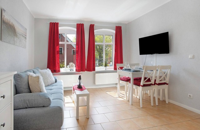 Apartamento vacacional 'Kapitänsferienhaus Admiralität' con terraza compartida y Wi-Fi