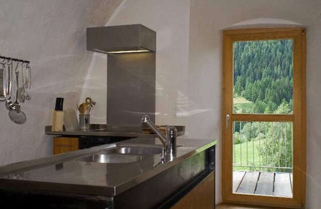 Holiday apartment Lavin for 6 persons with 3 bedrooms - Holiday apartment