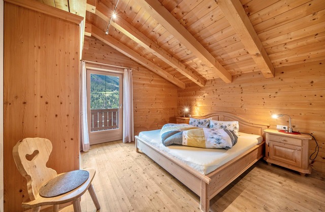 Apartamento vacacional Marschalkhof "Ifingerblick" con vistas a la montaña, 3 balcones y Wi-Fi