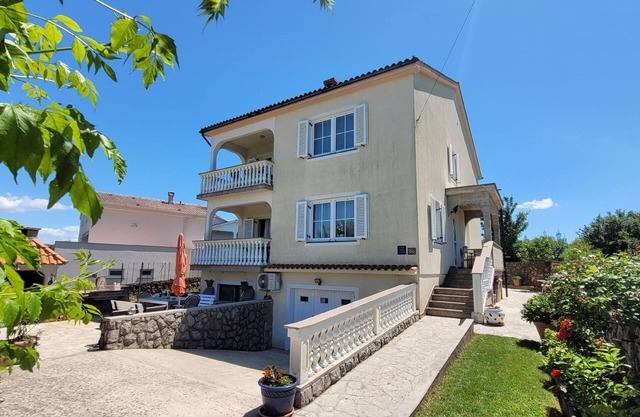 Apartamento de vacaciones Malinska para 1 - 6 personas con 4 dormitorios - Apartamento