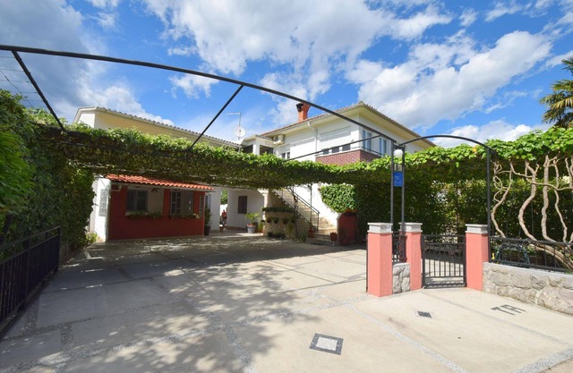 Apartamento de vacaciones Malinska para 1 - 4 personas con 2 dormitorios - Apartamento