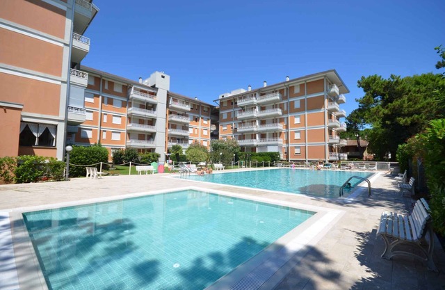 Apartamento vacacional cerca del puerto Marina Uno