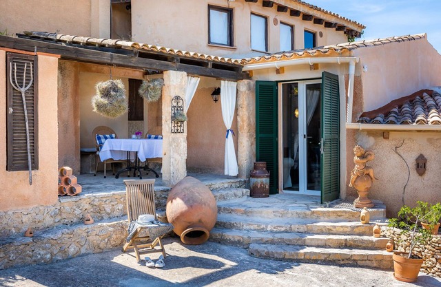 Apartamento Petit "Solo Adultos-Mallorca" con piscina comunitaria y Wi-Fi