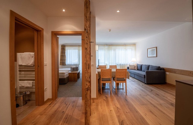 Apartamento vacacional 'Pöder Flimkanzel' con vistas a la montaña, balcón, jardín compartido y Wi-Fi