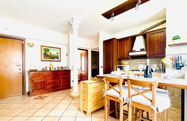 Holiday apartment Rome for 1 - 4 persons with 2 bedrooms - Holiday apartment in one or multi-family