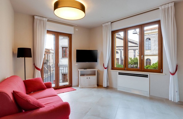 Apartamento vacacional "Salaris Laura" con vistas a la montaña, terraza privada y Wi-Fi