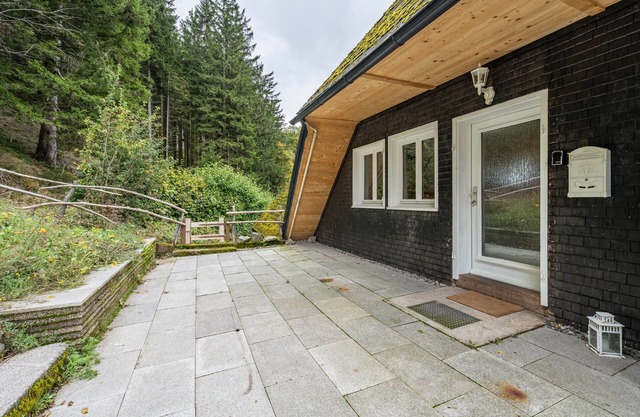 Apartamento 'Schwarzwald Chalet - Karlshütte' con vistas a la montaña, terraza privada y Wi-Fi