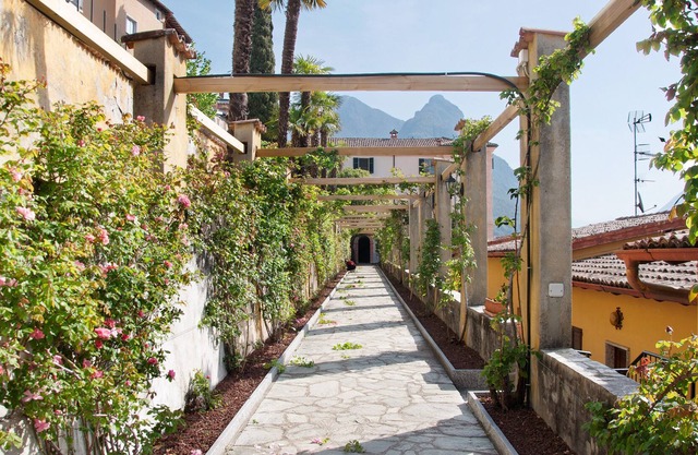 Apartamento 'Appartamento vista Lago di Lugano'' directamente junto al lago, con balcón; aparcamiento disponible