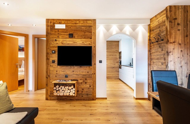Apartamento vacacional "Wegscheiderhof Gartenwohnung" con vistas a la montaña, sauna privada y Wi-Fi