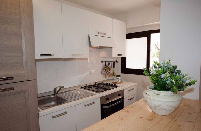Apartamento vacacional con terraza y vista al mar