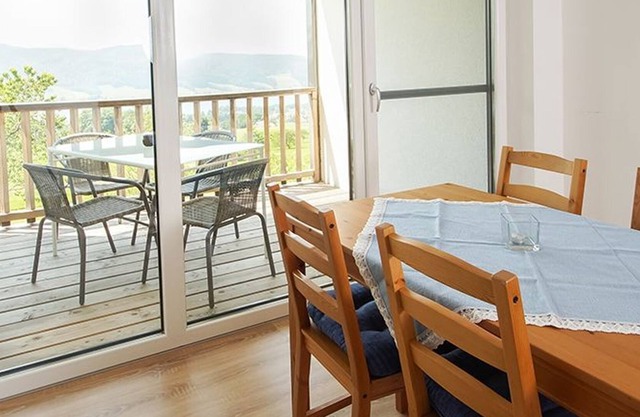 Apartamento con vistas al lago - Familia Stabauer (4 flores)