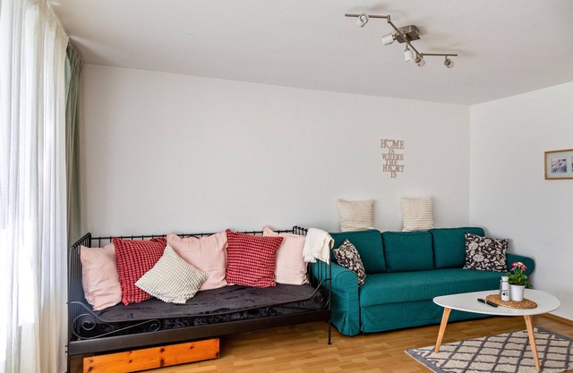 Apartamento de vacaciones "Zum Rochusberg 1" con balcón y WLAN