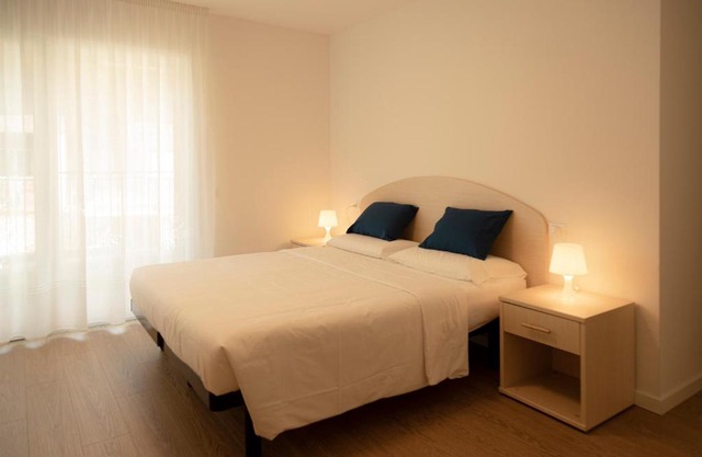 HOLIDAY APARTMENTS GIULIA - Blue