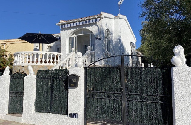 Vacaciones en la Costa Blanca - Casa independiente con piscina privada