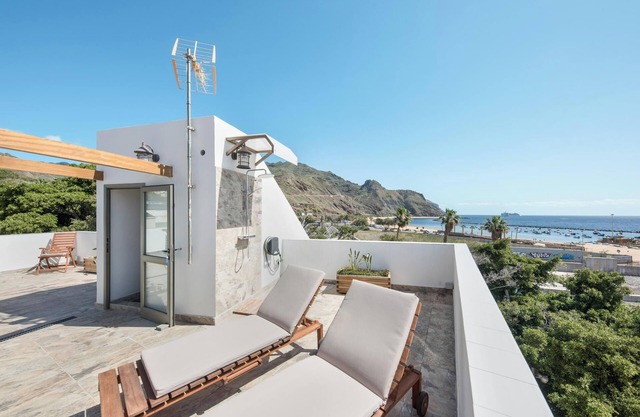 Apartamento vacacional "Casa Julia 2" con vistas al mar, aire acondicionado y terrazas