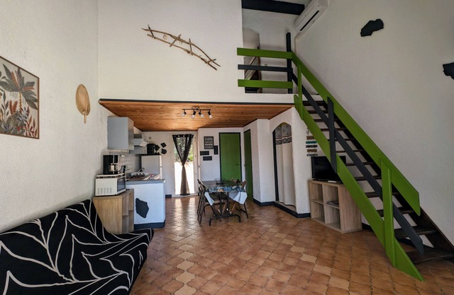 Casa de Vacaciones 'La Capelle 4 Personnes 349' con Piscina Compartida, Wi-Fi y Aire Acondicionado