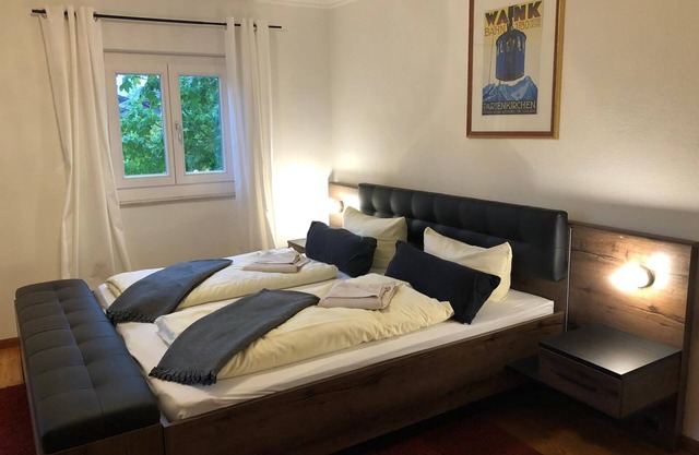 Holiday Home 'Alpen Lodge' with Mountain View, Private Terrace and Wi-Fi