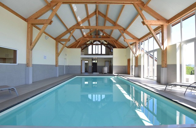 Casa en Rendeux con piscina y sauna