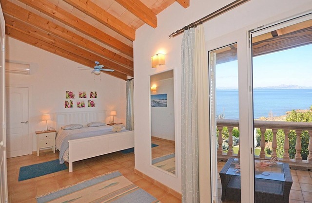 Holiday house Colonia de Sant Pere for 1 - 6 persons with 3 bedrooms - Holiday home