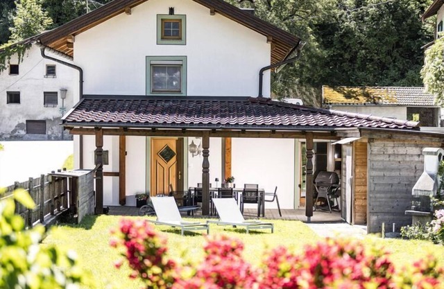 Casa en Strass con vistas a las montañas