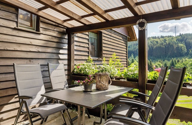 Casa de vacaciones 'Ferienhaus Leibgeding' con vistas a la montaña, terraza privada y Wi-Fi