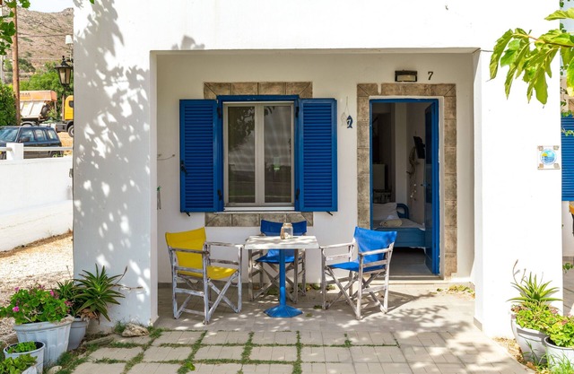Casa de vacaciones '7 Perasma Kypri Beach' con terraza privada, Wi-Fi y aire acondicionado