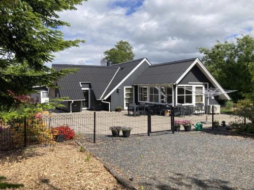 Holiday Home Adisl - 600m to the inlet by Interhome
