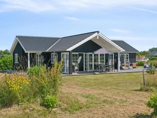 Holiday Home Annerose - 550m from the sea by Interhome