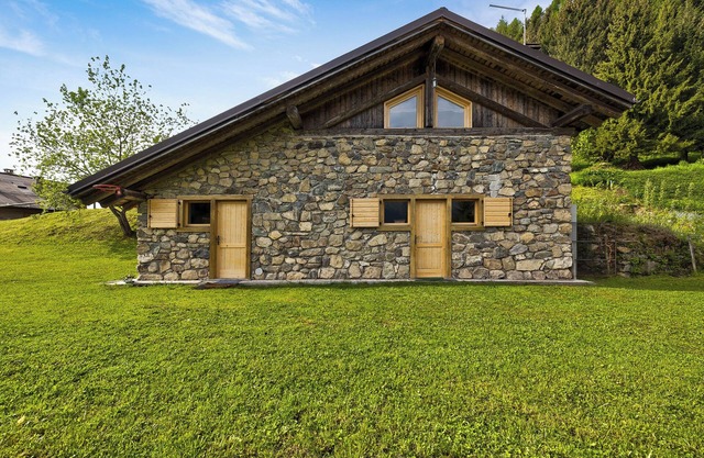 Casa de vacaciones 'Baita Faé' con vistas a la montaña y jardín privado 022246-AT-010738