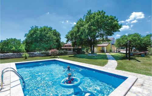 Holiday Home Badnjevari Vi