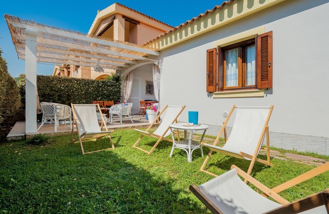 Casa de vacaciones "Banano" con jardín, terrazas