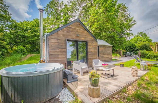 Holiday home 'Be Chalet' in the heart of nature in Ferrieres