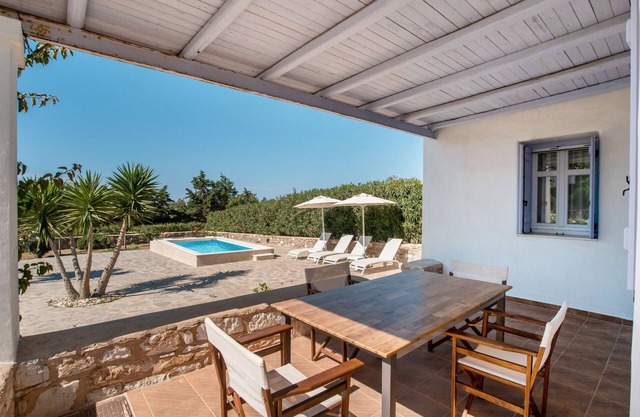 Casa de vacaciones 'Blue Xenia' con vistas al mar, Wi-Fi y aire acondicionado