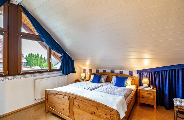Casa de vacaciones 'Burgblick' con vistas a la montaña, balcón y Wi-Fi