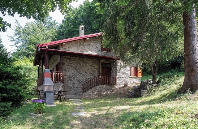 Casa vacacional 'Casa Nel Bosco' con Wi-Fi