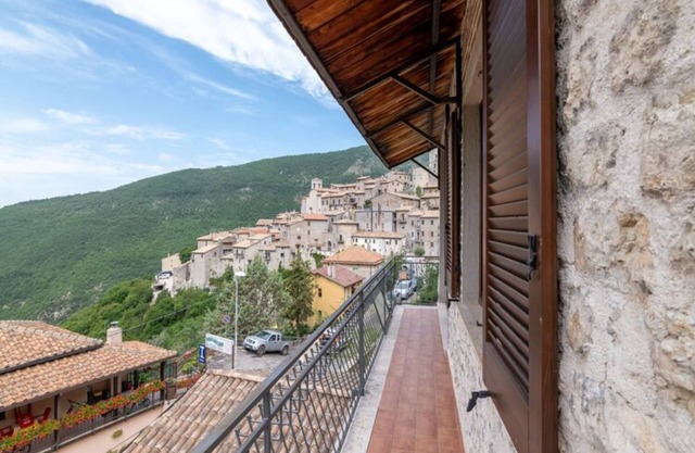 Holiday Home "Casa Castiglia" with Private Garden