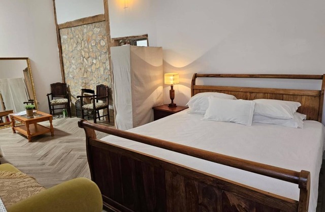 Casa de vacaciones 'Casa Das Flores - Vale Do Guadiana' con terraza privada, Wi-Fi y aire acondicionado