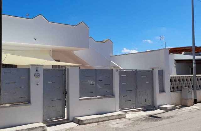 Casa de vacaciones 'Casa Vacanze Al Civico 23' con terraza y aire acondicionado
