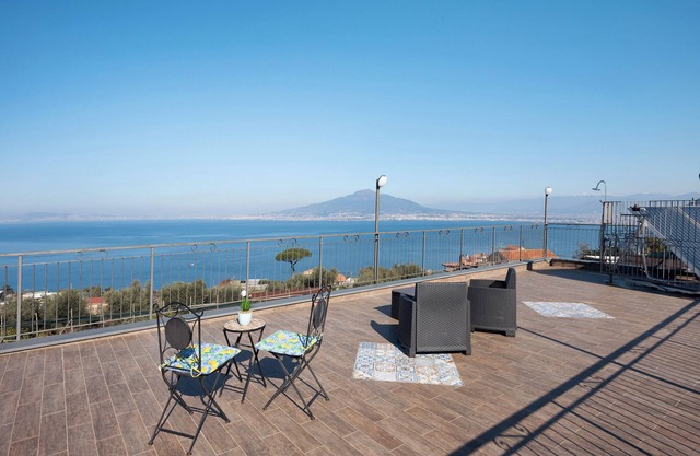 Casa de vacaciones 'Casa Vacanza Il Casale Del Sole' con vistas al mar, Wi-Fi y aire acondicionado