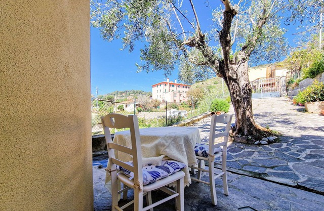 Casa de vacaciones 'Casa Marisa' con terraza privada, balcón y aire acondicionado