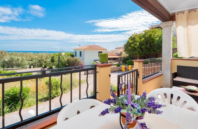 Casa de vacaciones 'Casa Muriscuvò' con vistas al mar, Wi-Fi y aire acondicionado