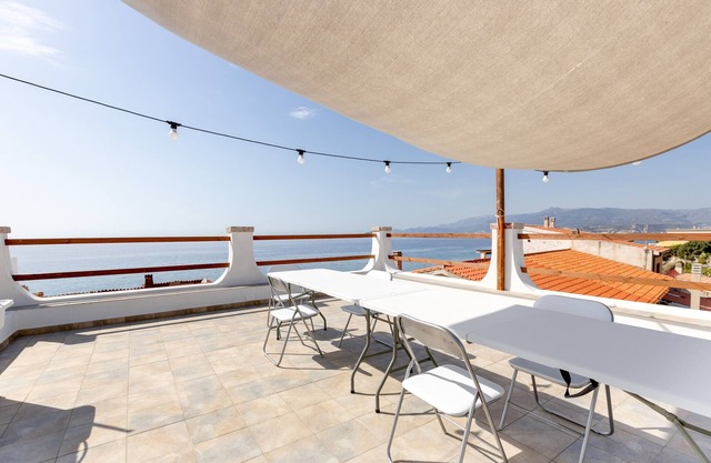 Casa de vacaciones 'Casa Simo' con vistas al mar, Wi-Fi y aire acondicionado