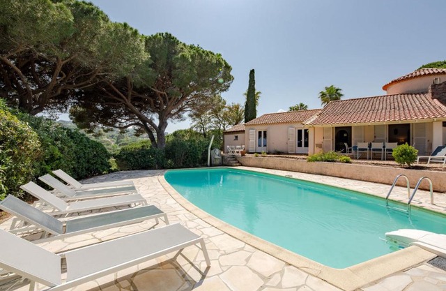 Holiday Home Cascabelle - MAX185 by Interhome