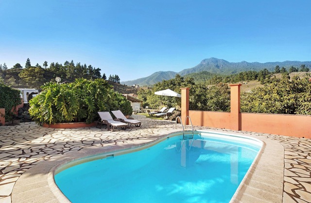 Casa de vacaciones 'Casitas La Montañita - 3' con vistas a la montaña, Wi-Fi y aire acondicionado