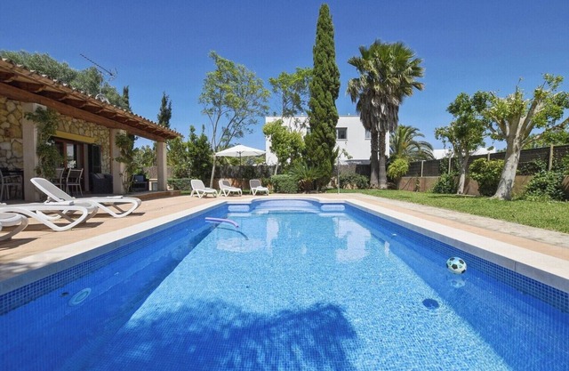 Casa de vacaciones 'Correfoc' con piscina privada, Wi-Fi y aire acondicionado