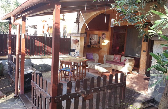 Casa de vacaciones 'Country' con terraza privada, Wi-Fi y aire acondicionado