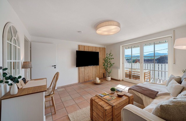 Casa de vacaciones 'Burkheim' con balcón, Wi-Fi y gimnasio privado