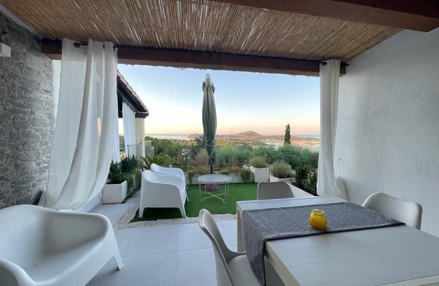 Casa de vacaciones 'Dream House' con vistas al mar, terrazas y aire acondicionado