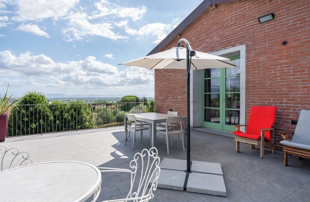 Casa de vacaciones 'Dulù - Luminoso Spazio' con jardín compartido, balcón y Wi-Fi